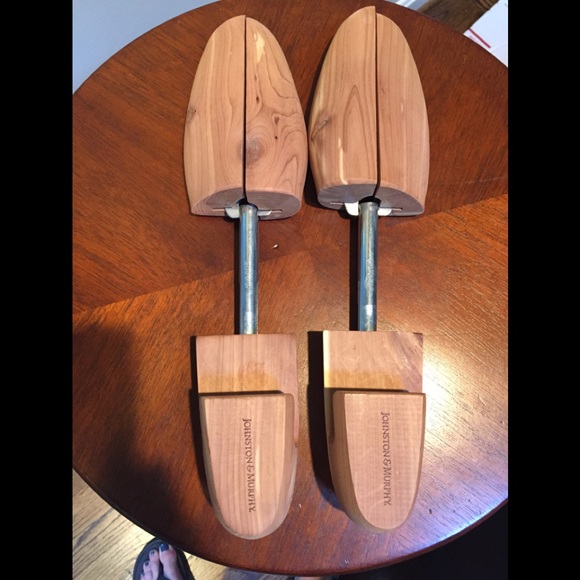 Johnston & Murphy Other - Johnston and Murphy cedar shoe trees